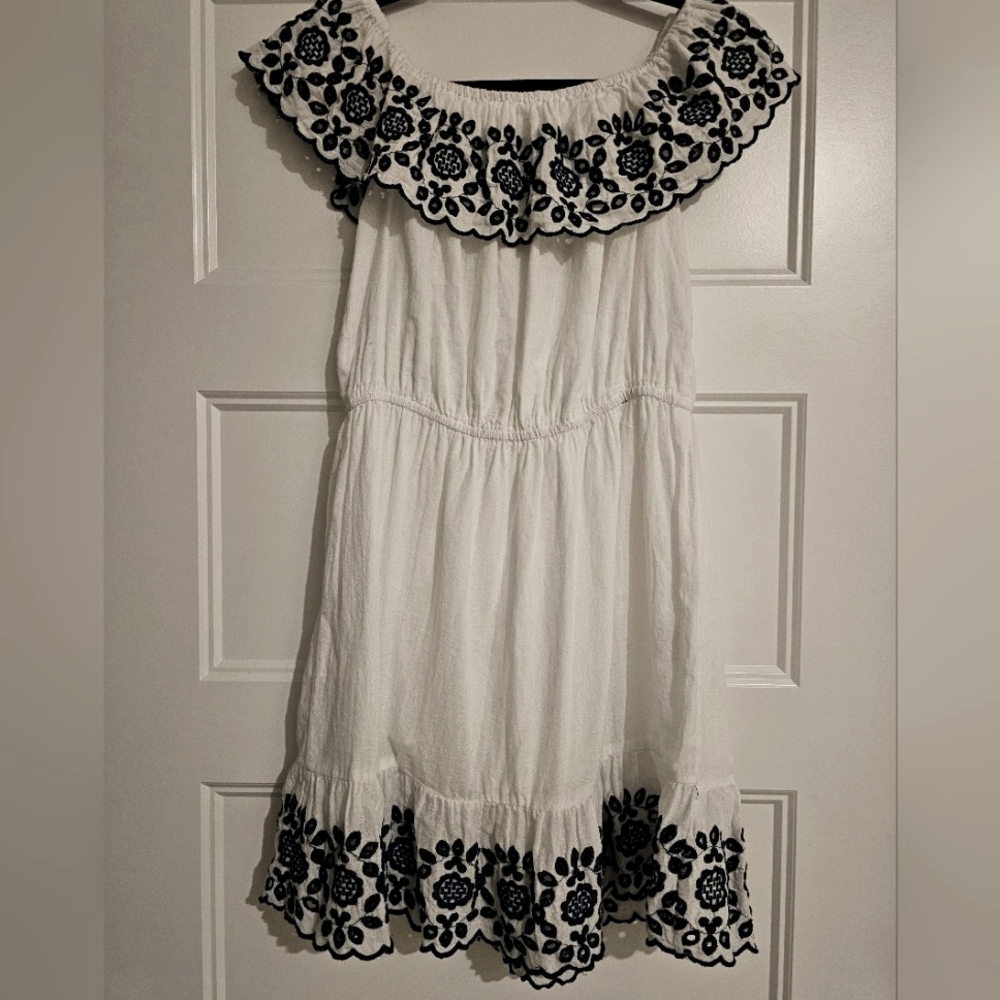 Pampelone Embroidered Off the Shoulder Dress sz medium